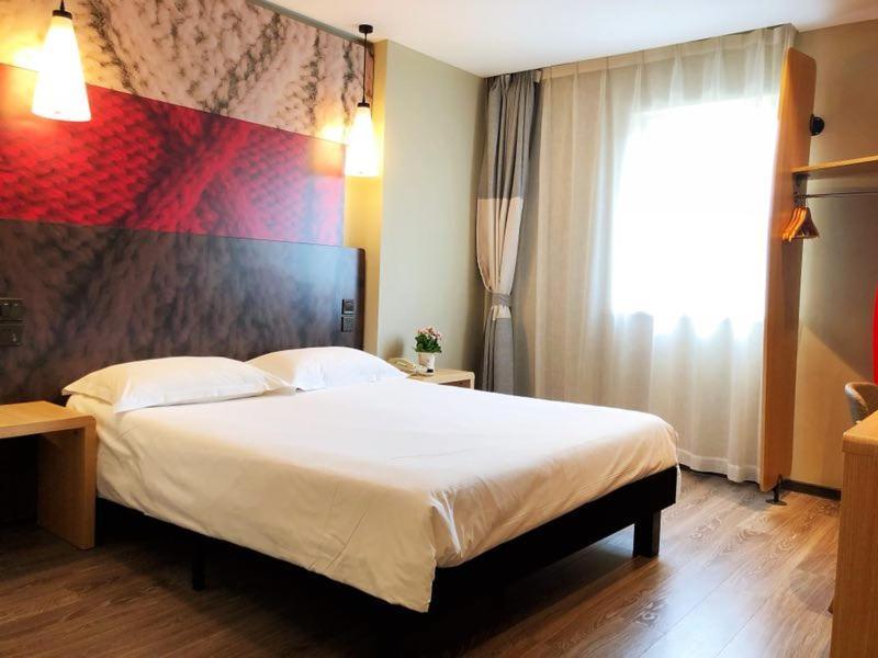 Ibis Wuhan Hankou Екстериор снимка