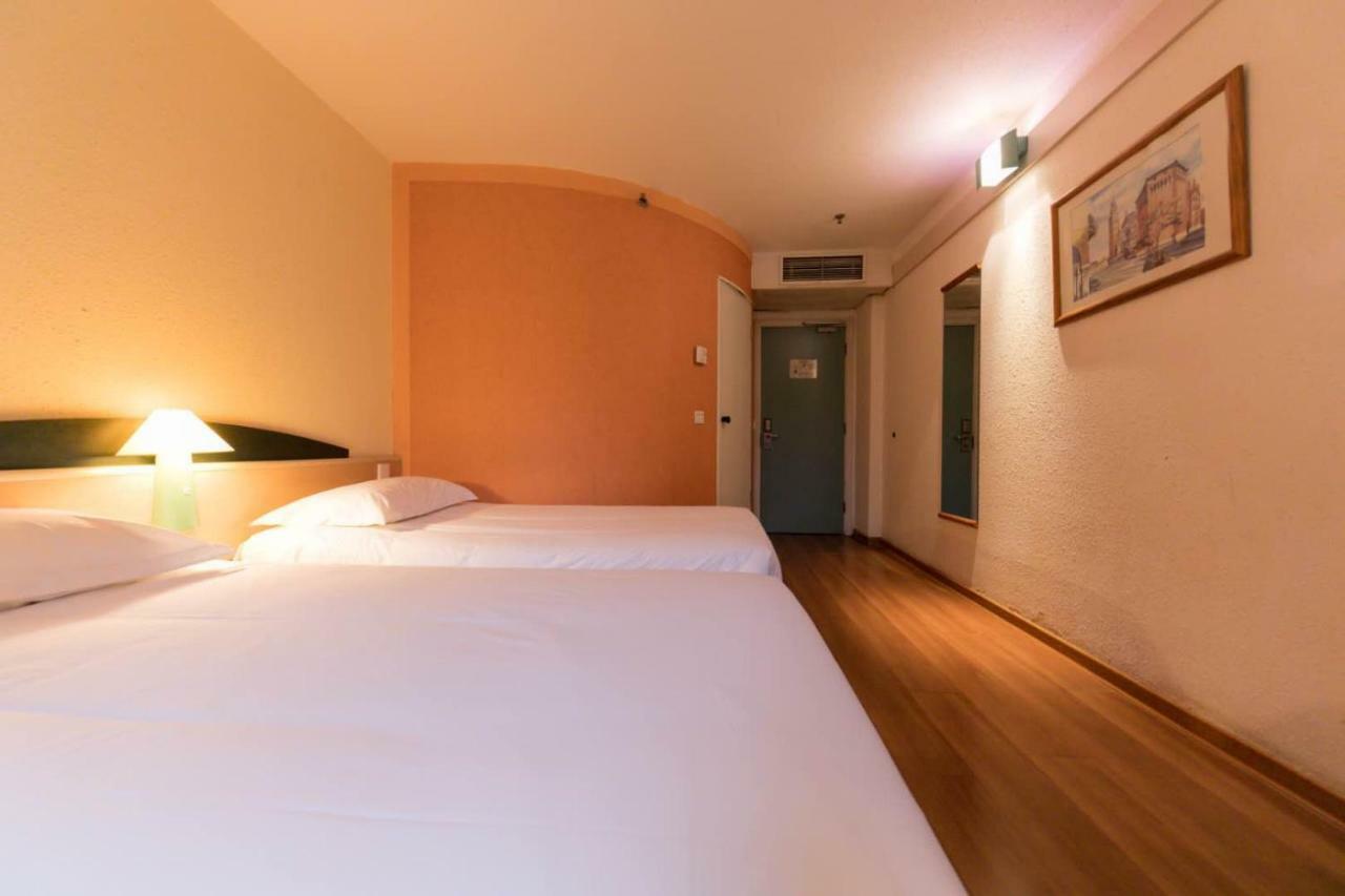 Ibis Wuhan Hankou Екстериор снимка