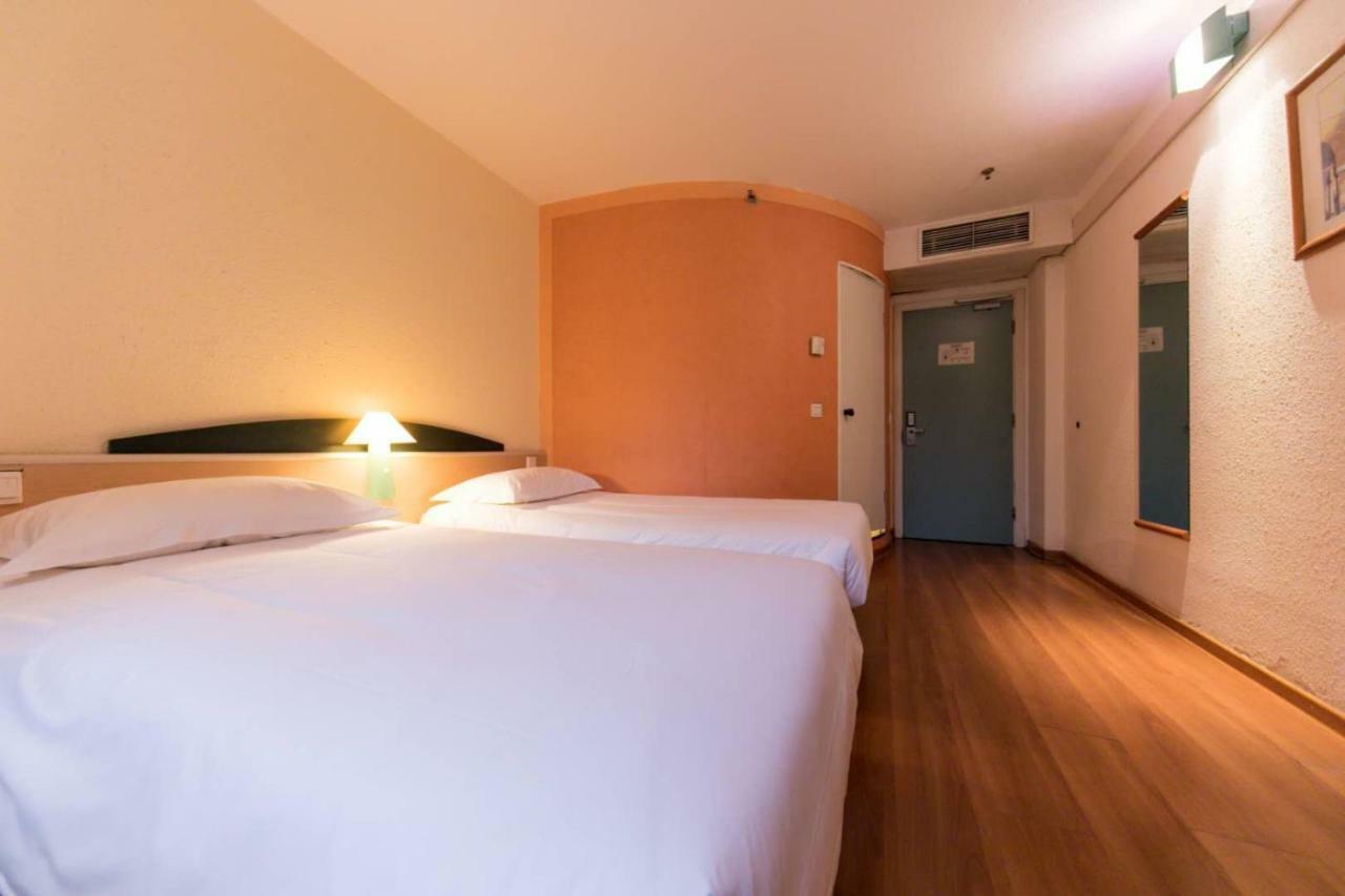 Ibis Wuhan Hankou Екстериор снимка